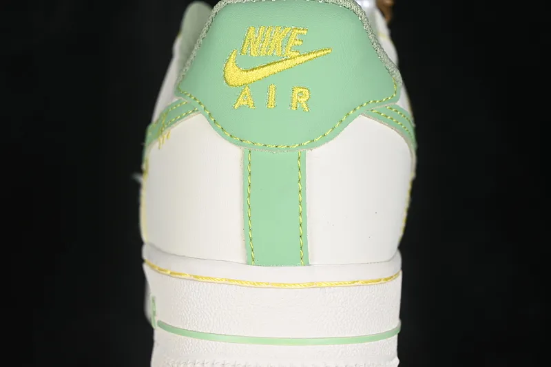 All categories Nk Air Force 1 Air Force series Nk Air Force 1 Low Air Force low-top Nike Air Force 1'07 Low "Jade Pearl Canvas" Hand-painted graffiti Green Pearl Painting Air Force 1 low-top casual sneakers FJ7740-111